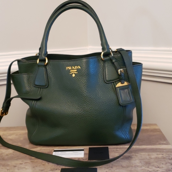Prada Handbags - BARELY USED PRADA BN2435 VITELLO DAINO